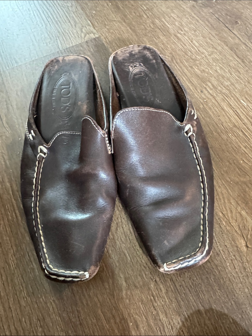 Tod's Brown Leather Slip-On Loafers with Contrast Stitching